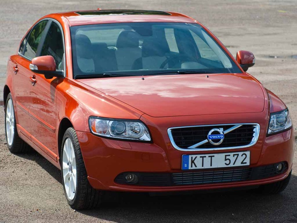 VOLVO S40 2004-2012