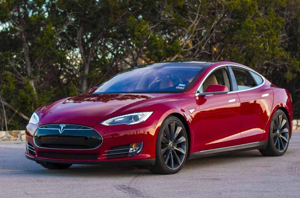 TESLA Model S 2012-2016
