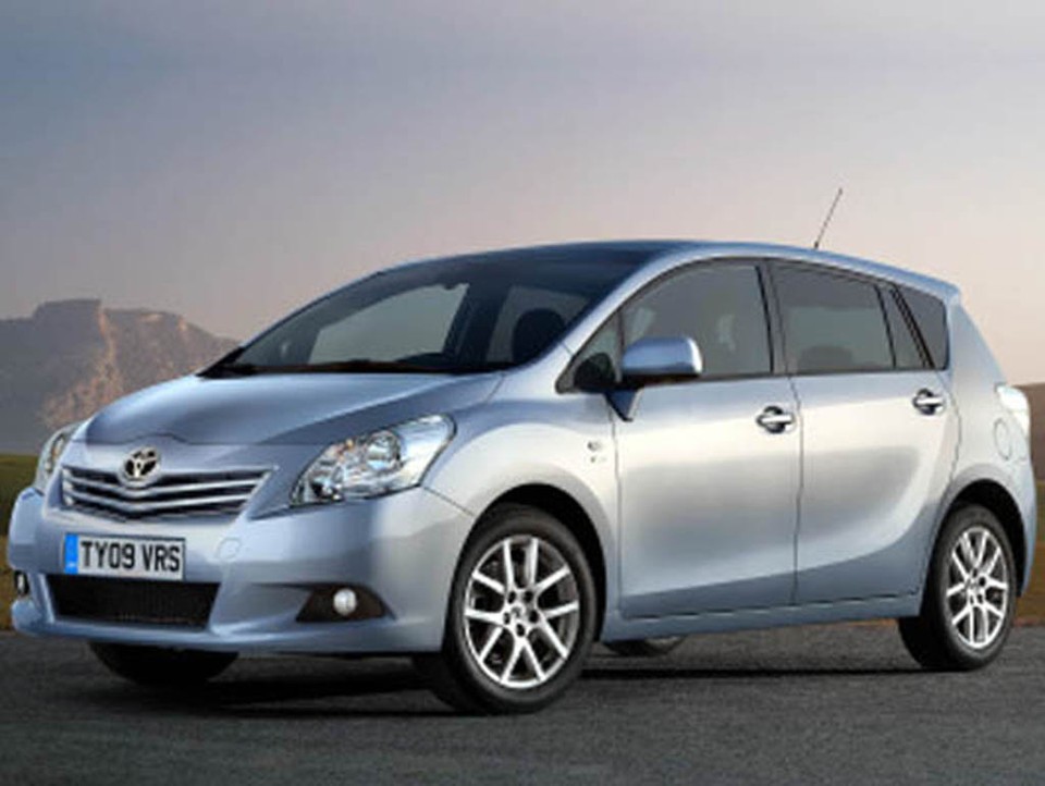 TOYOTA Verso 2009-2012