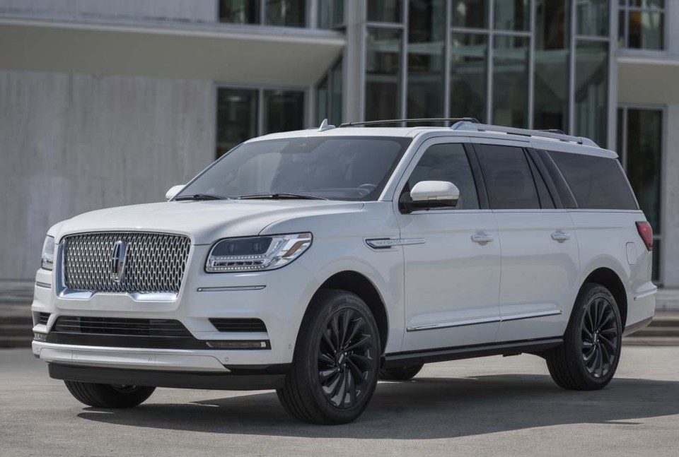 LINCOLN Navigator L 2017--