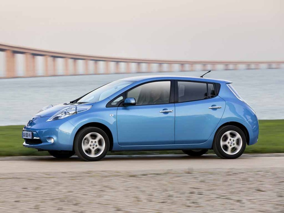 NISSAN Leaf (ZE0) 2010-2018