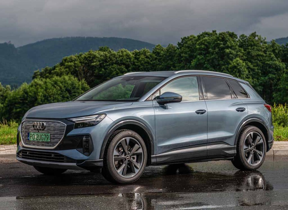 AUDI Q4 e-tron (F4B), Sportback e-tron  (F4N) 2021-2024