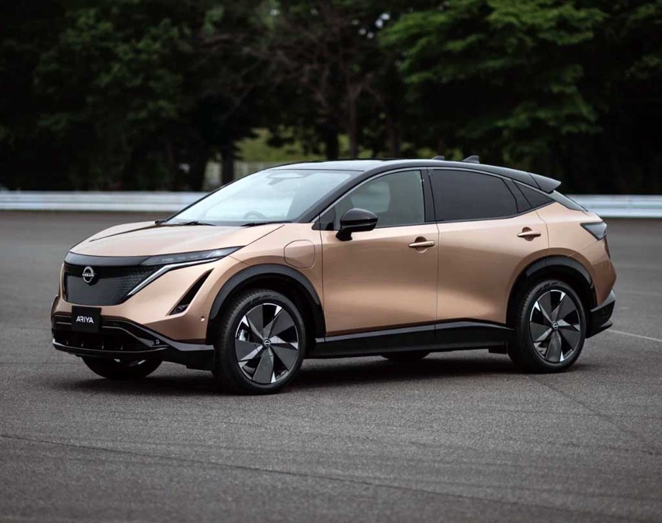 NISSAN Ariya (FE0) 2022-- 1