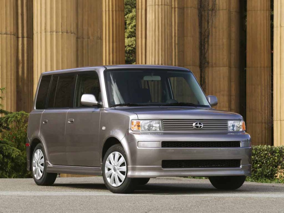 SCION xB 2003-2007