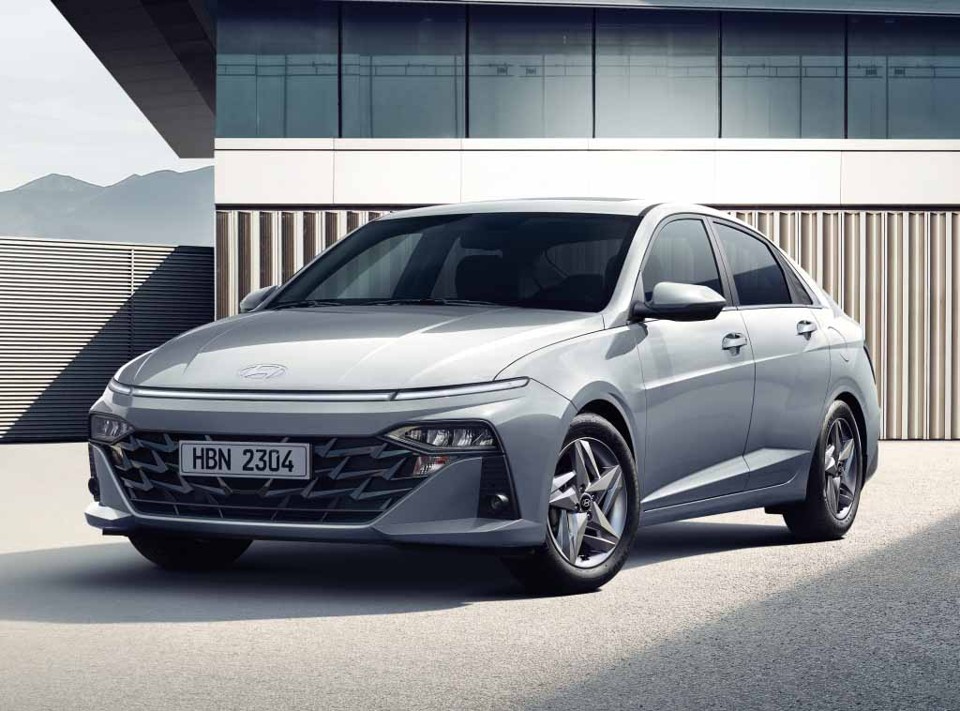 HYUNDAI Accent VI (BN7I) Verna 2023--