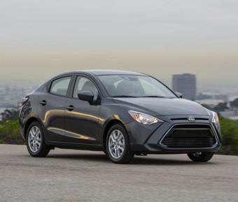 SCION iA 2015-2016