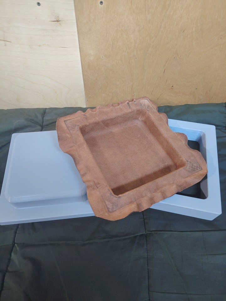 (Арт003)  Формовка для кожи 100*100*40.