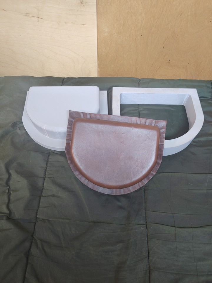 (Арт004)  Формовка для кожи 190*150 полукруг.