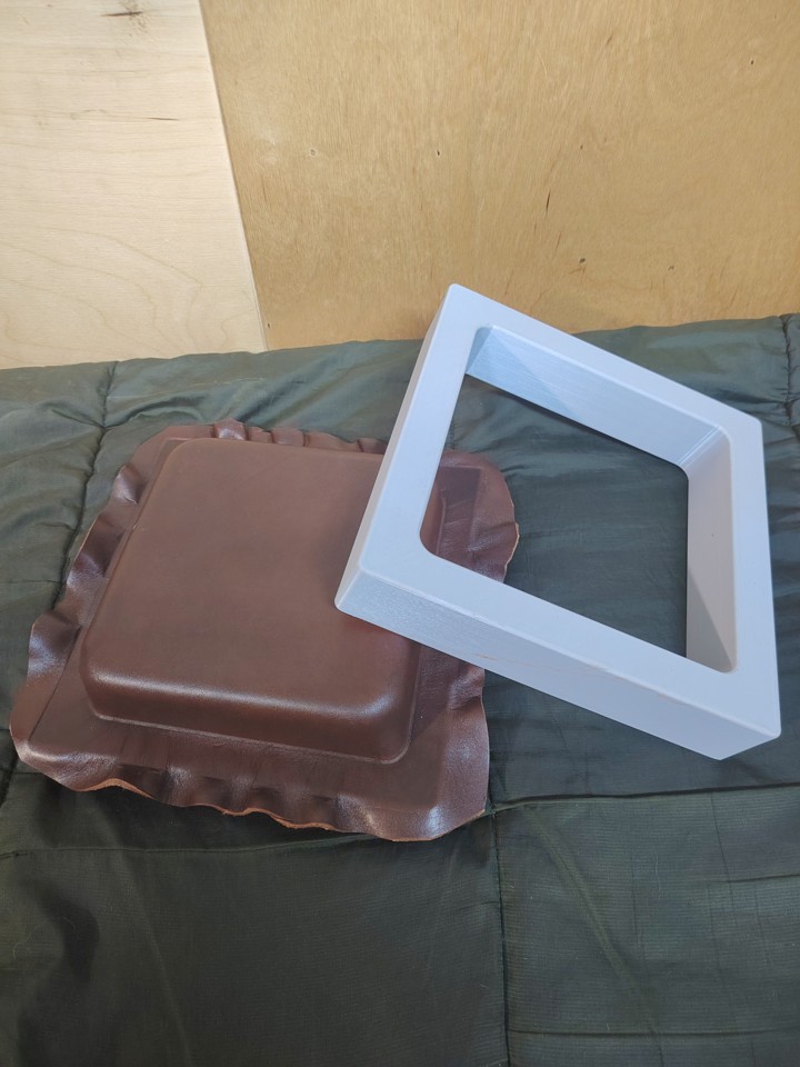 (Арт002)  Формовка для кожи 160*160.